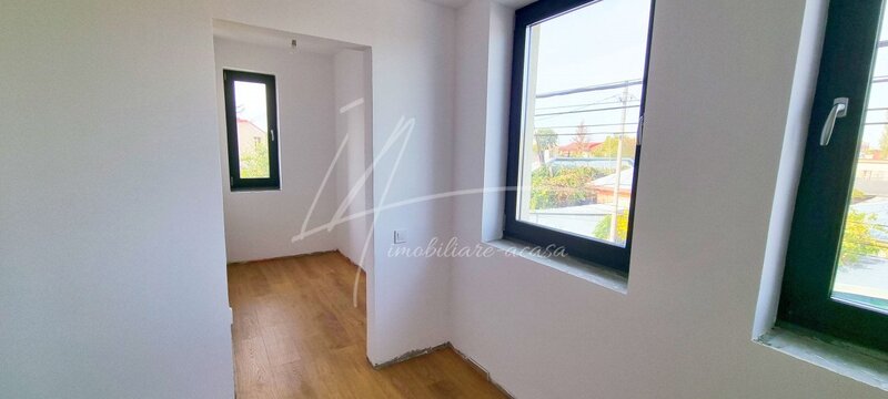 Casa in Rahova P+E+M CU 4 camere si teren 133 mp, constructie 2023